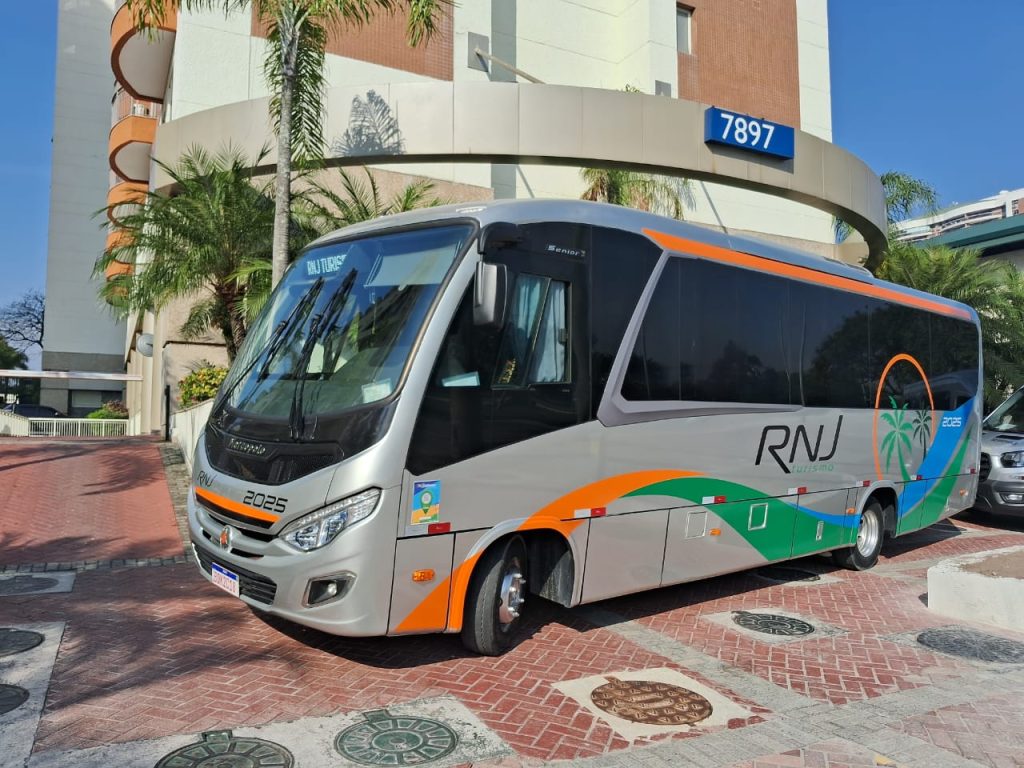 Aluguel de Micro-ônibus no Rio de Janeiro: A Solução Ideal para Turismo e Eventos